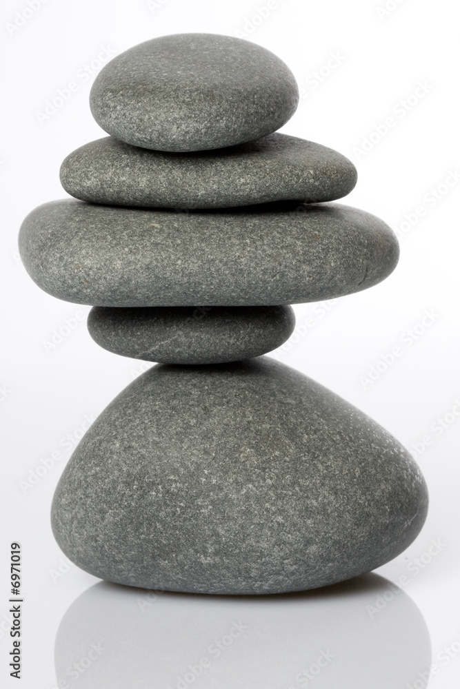 Galet Meditation Reflexion Equilibre Tour Esprit Zen Kern Stock Photo Adobe Stock