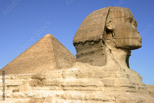 Sphinx and the pyramid in Giza