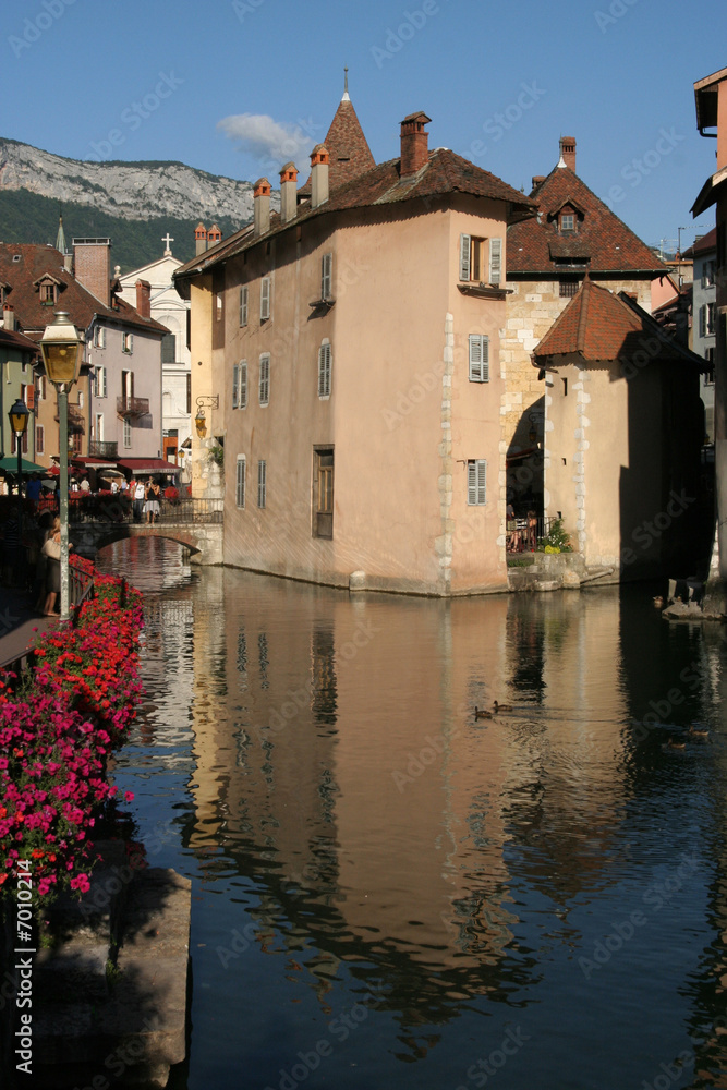 Annecy - Le canal du Thiou, la vieille ville