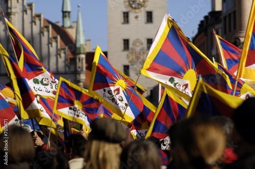 Tibet Flaggen Freiheit- Demonstration photo