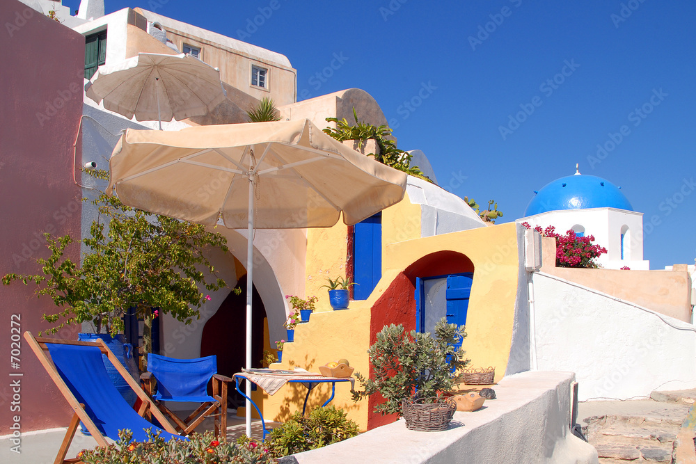 Fototapeta premium Relaxen unter griechischer Sonne auf santorin Griechenland