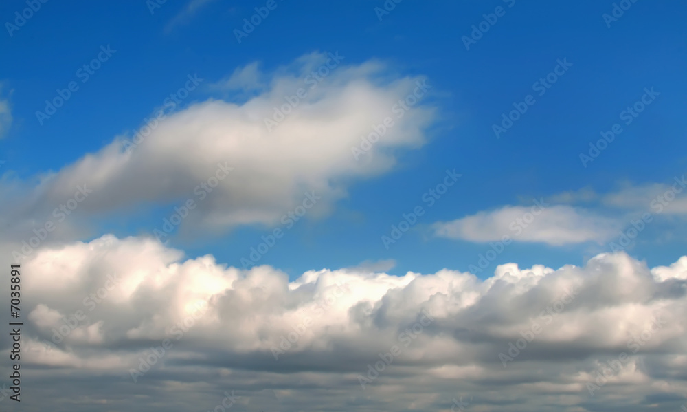 series-image of the cloudy sky