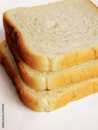 fresh wheaten bread to toasts