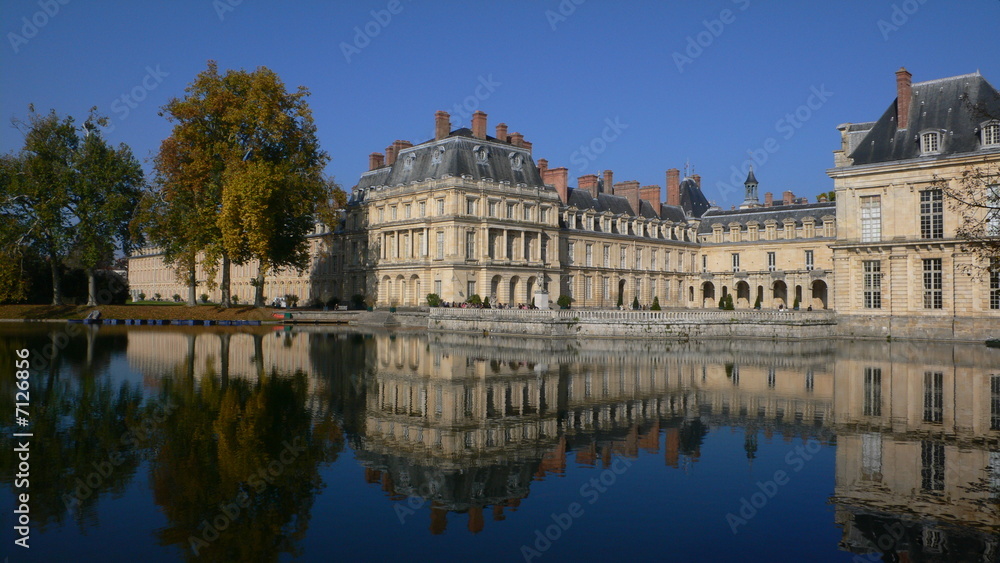 Naklejka premium chateau de fontainebleau - France