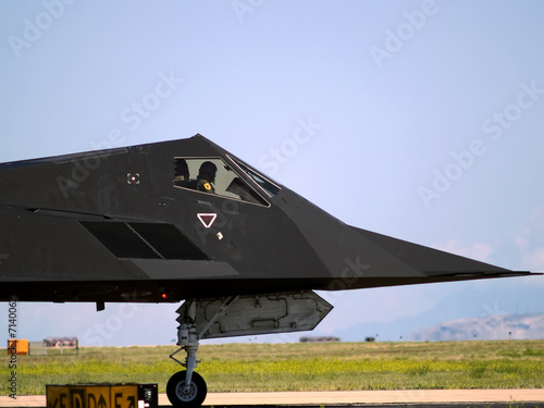 Εκτύπωση καμβά stealth pilot