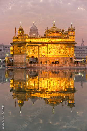 Obraz na płótnie Golden Temple in Amritsar, Punjab, India. w salonie