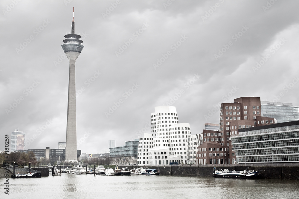 Düsseldorf im Regen