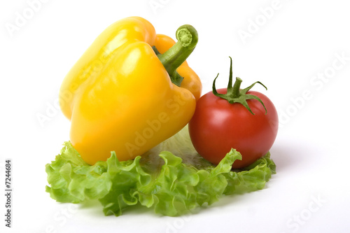 yellow paprika and tomato