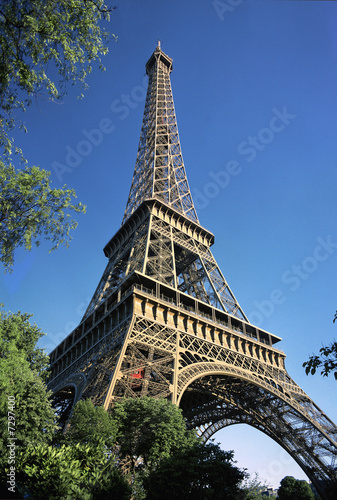 eiffel tower 2
