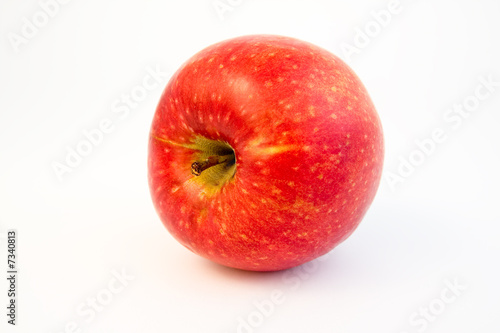 isolated apple on white background