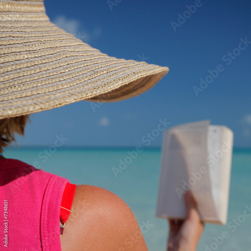 Mujer Leyendo