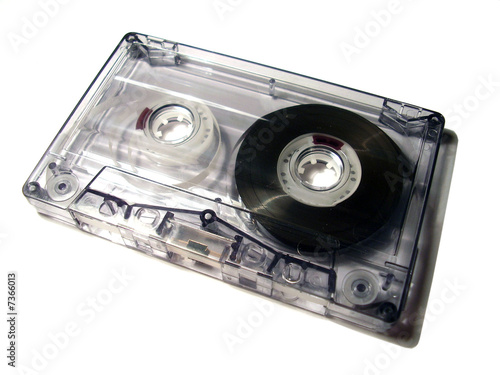 Tape cassette