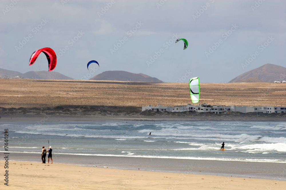 Obraz premium kitesurfers