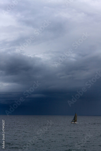 course sport voile voilier mer bâteau océan orage temps © shocky