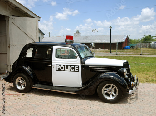 Old police car photo