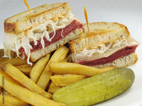 Reuben With Fries