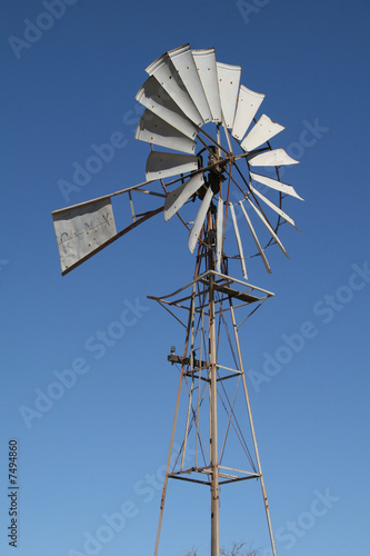 Agricultural windmill
