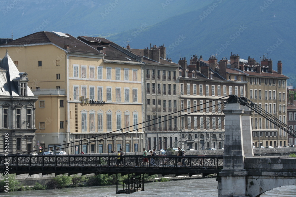 Les quais de Grenoble