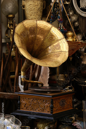 Altes Grammophon photo