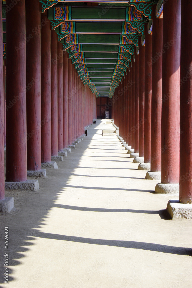 Empty corridor at Kyoungbok palace in Seoul, Korea.