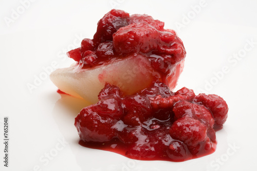 hot pear with cranberries