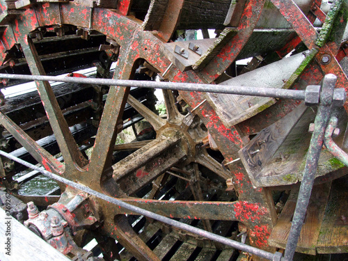 roue à aubes pour fabrication du whiskey