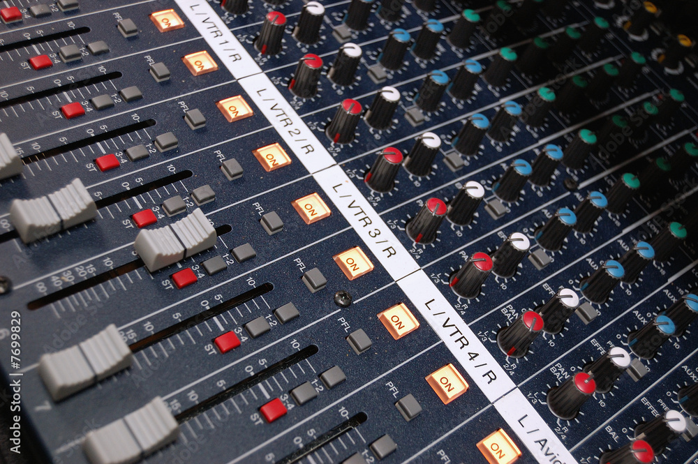 panel control audio panel control audio