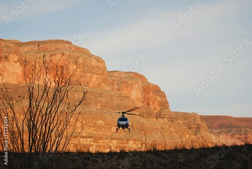 Helicopter landing at Grand Canyon 2