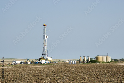 Drilling Rig & gas storage tanks