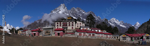 Bild auf Leinwand Buddhist Monastry / buddhistisches kloster Tengboche