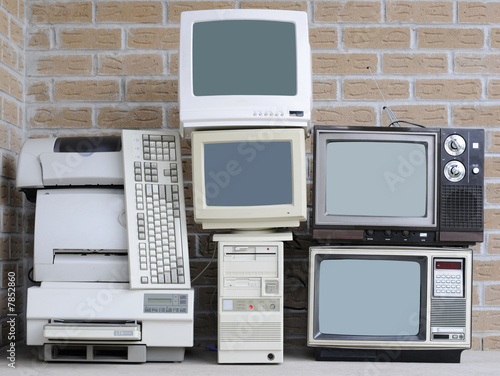 Old electronics / technology equipment