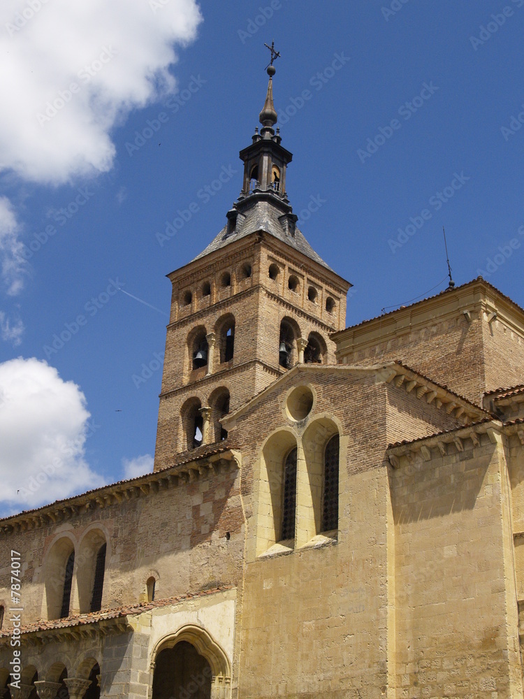 Torre de la iglesia de San Martín en Segovia