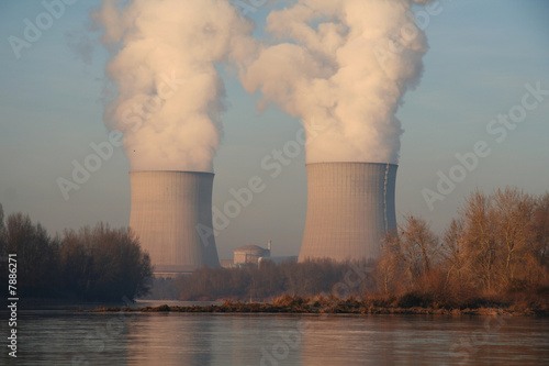 Centrale nucléaire photo