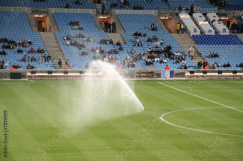 arrosage pelouse du vélodrome