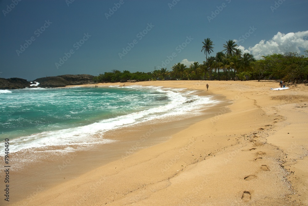 Mar Chiquita Cove & Cueva de las Golondrianas in Puerto Rico