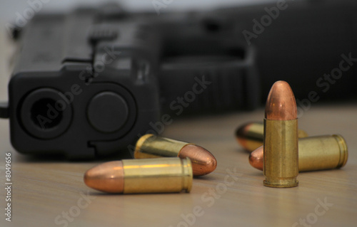 9mm pistol and bullets 2