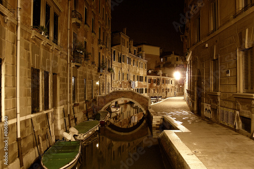 Venezia di notte photo