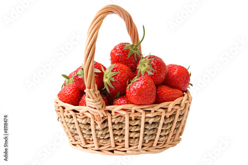 Erdbeeren in Korb
