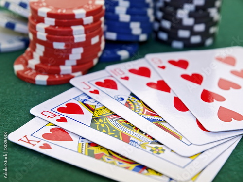 poker spiel set,chips,karten,casino games,straight flush