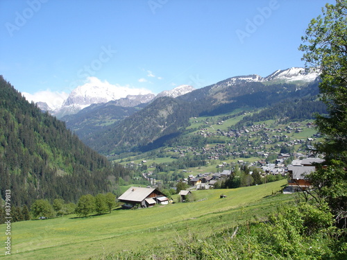 Le village de Chatel dans le Chablais (Haute-Savoie)