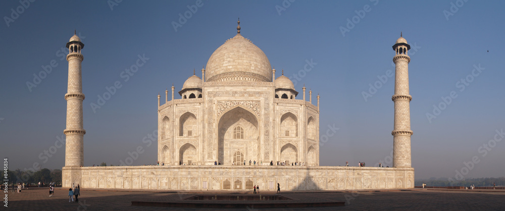 Fototapeta premium Taj Mahal palace in India