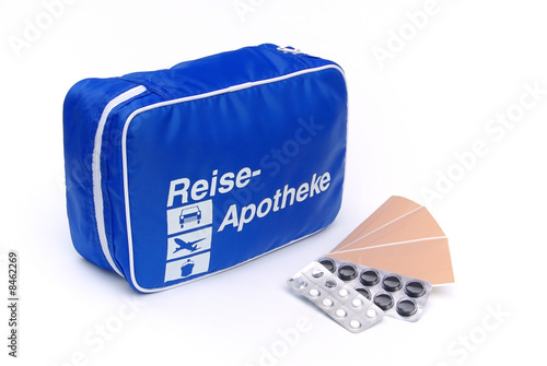 Reiseapotheke - first aid travel kit 04 photo