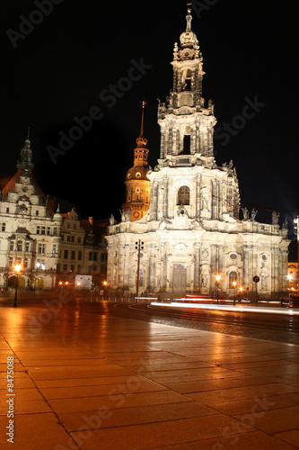 hofkirche Dresden bei Nacht