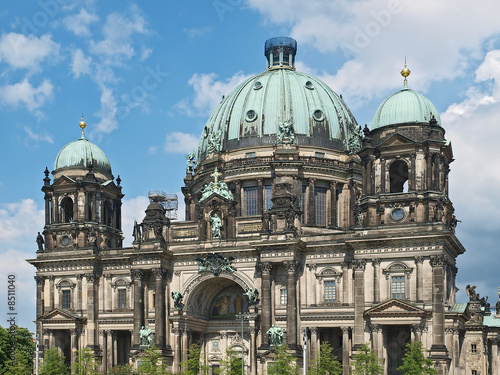 berliner dom,blauer himmel photo