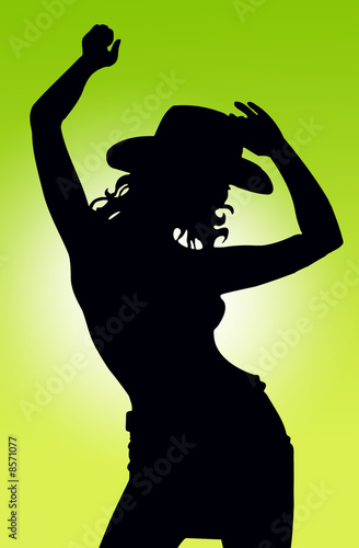 Mujer atractiva bailando