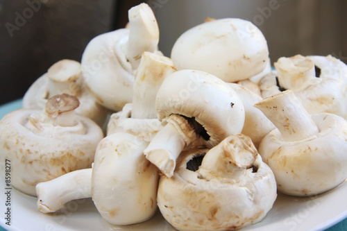Fresh whole button mushrooms