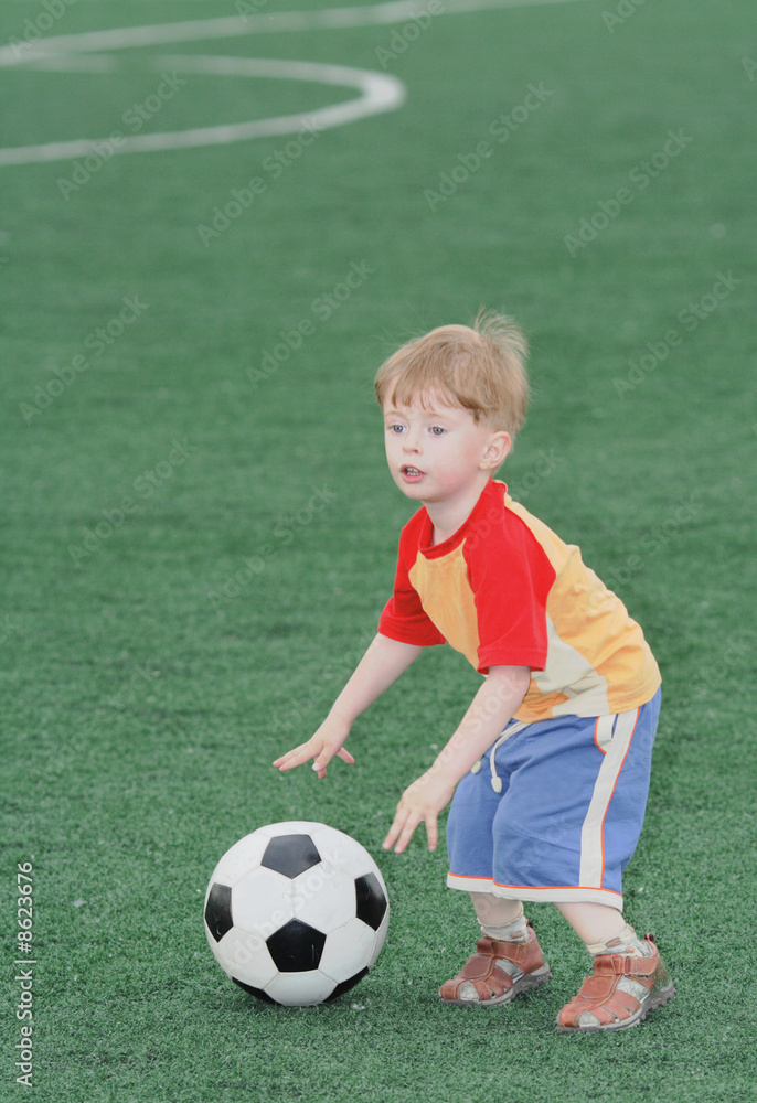 The kid - football player