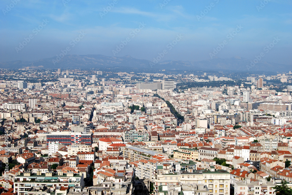 Vue sur Marseille - Pic de Pollution