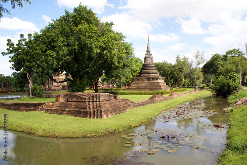 Wat and moat