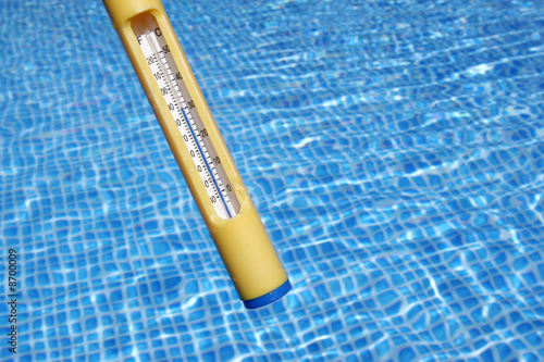 themometer of swimming pool